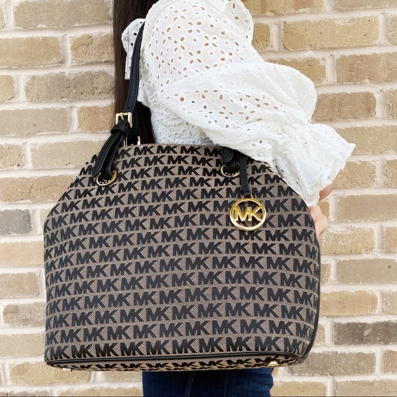 Gaby’sBags👜 Michael Kors carryall Tote black MK - Picture 2 of 8